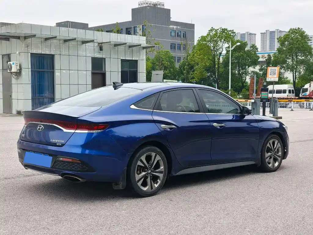Hyundai Fista — миниатюра 5
