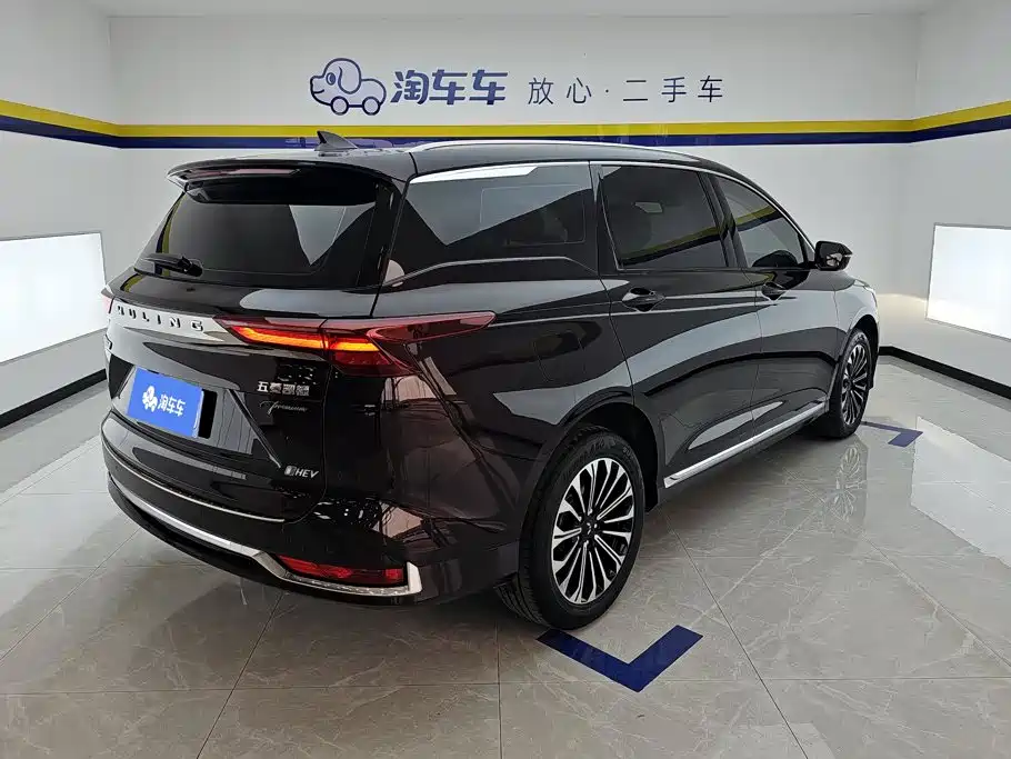 Wuling Victory — миниатюра 3