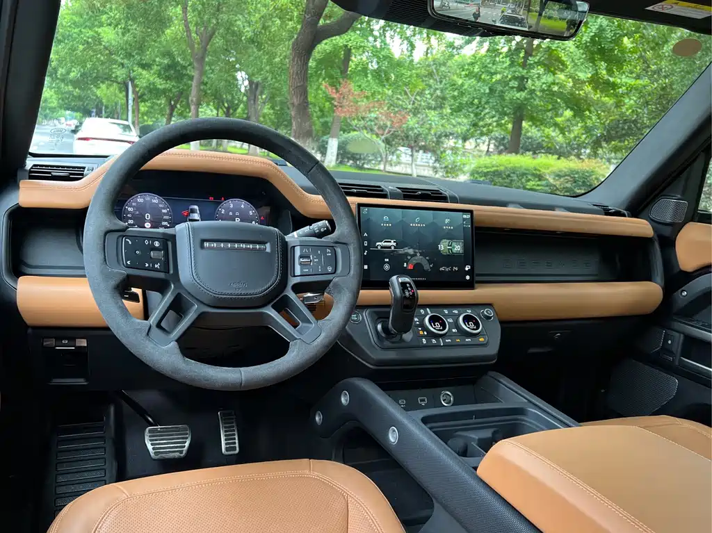 Land Rover Defender — миниатюра 14