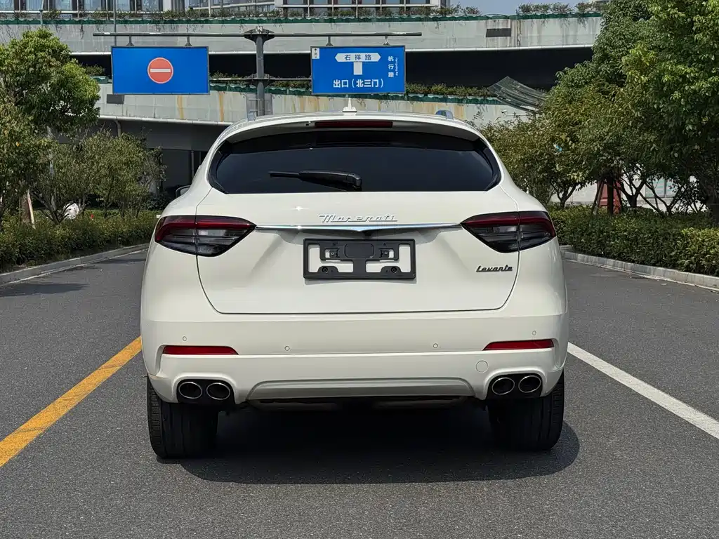 Maserati Levante — миниатюра 15