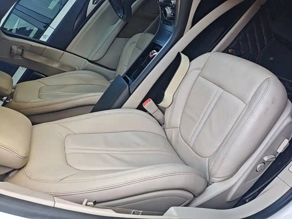 Lincoln MKZ — миниатюра 25