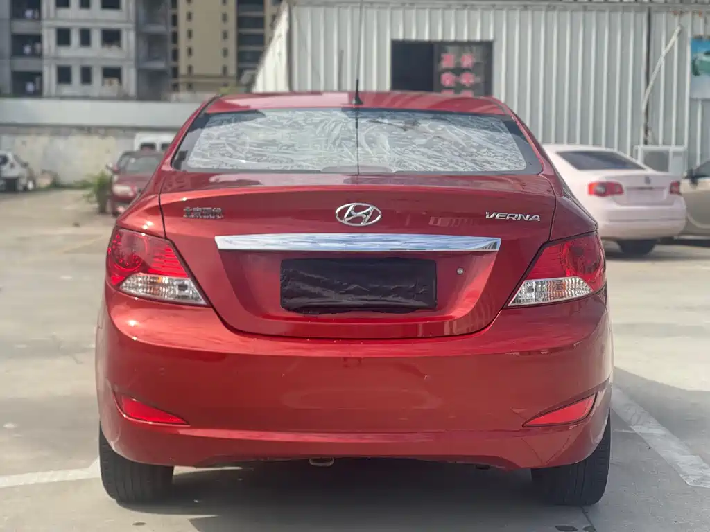 Hyundai Verna — миниатюра 16