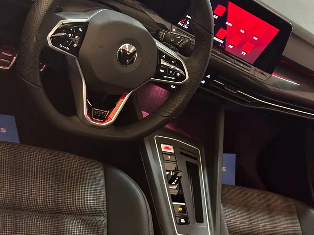 Volkswagen Golf GTI 380TSI DSG GTI, фото 22