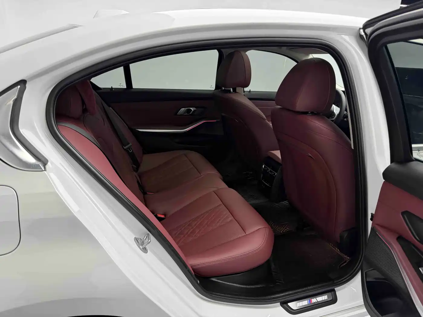BMW 3 series id 4674323 из Китая 9