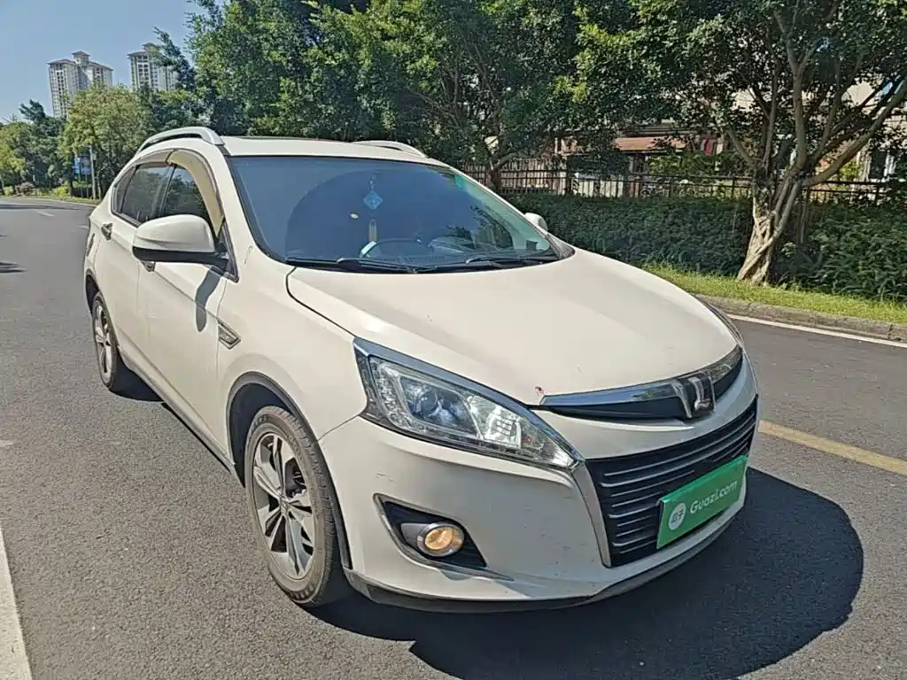 Luxgen U6 — миниатюра 4