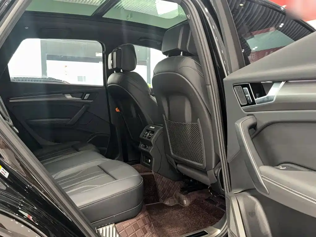 Audi Q5L — миниатюра 8