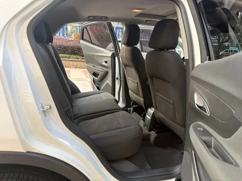 Buick Encore — миниатюра 11