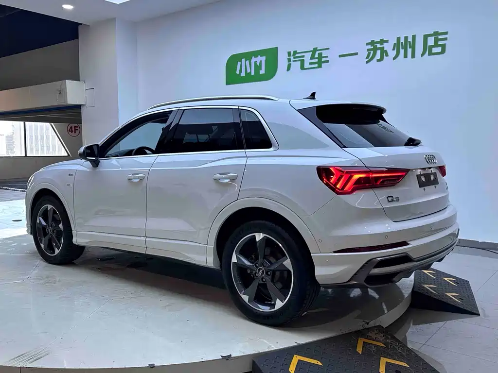 Audi Q3 — миниатюра 4