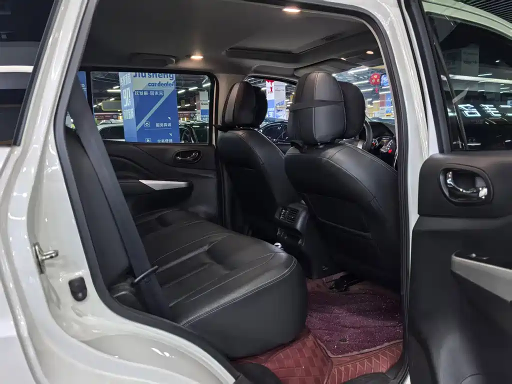 Nissan Terra 2020 2.5L XL Upper AT Luxury