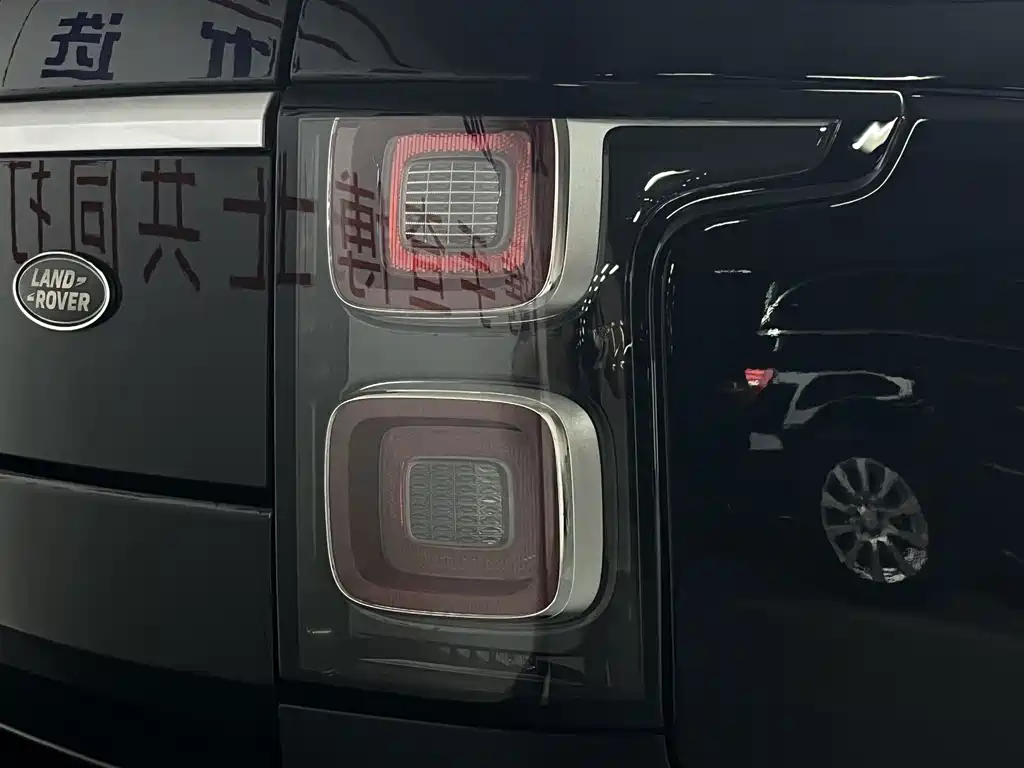 Land Rover Range Rover — миниатюра 34