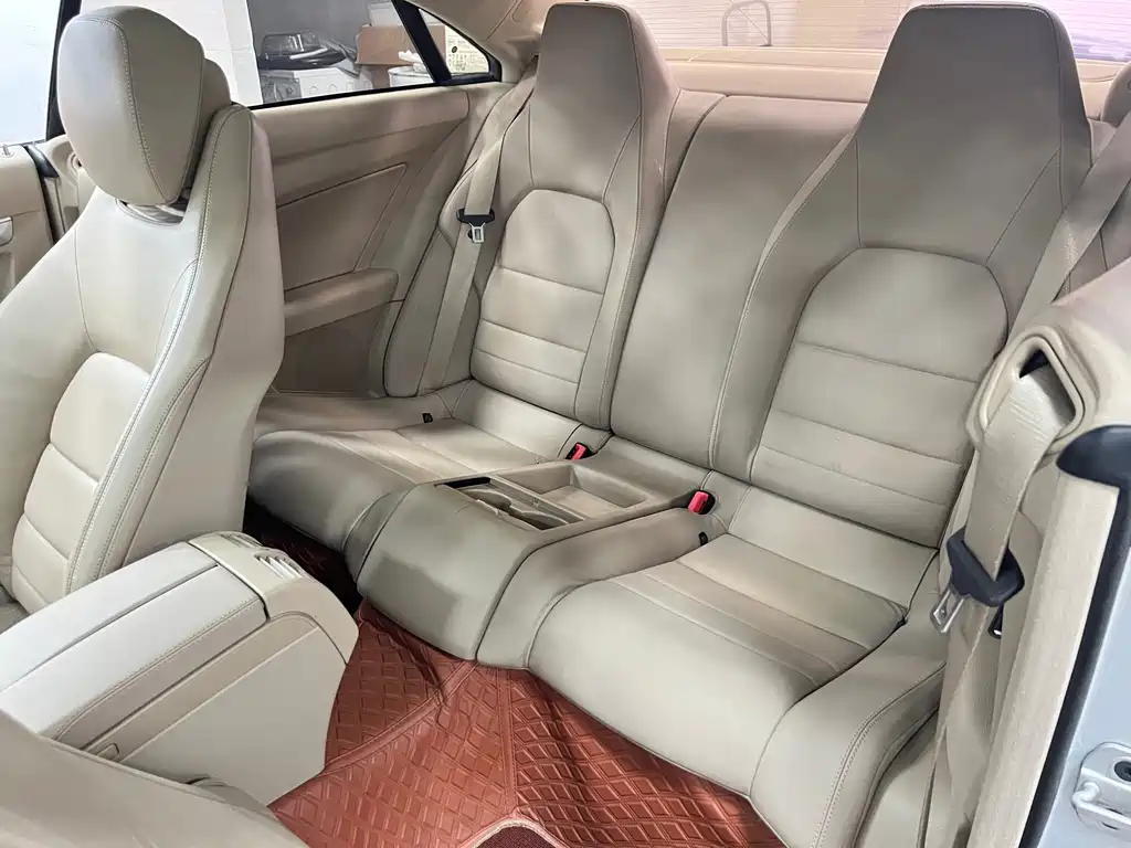 Mercedes-Benz E-Class (Import) — миниатюра 10
