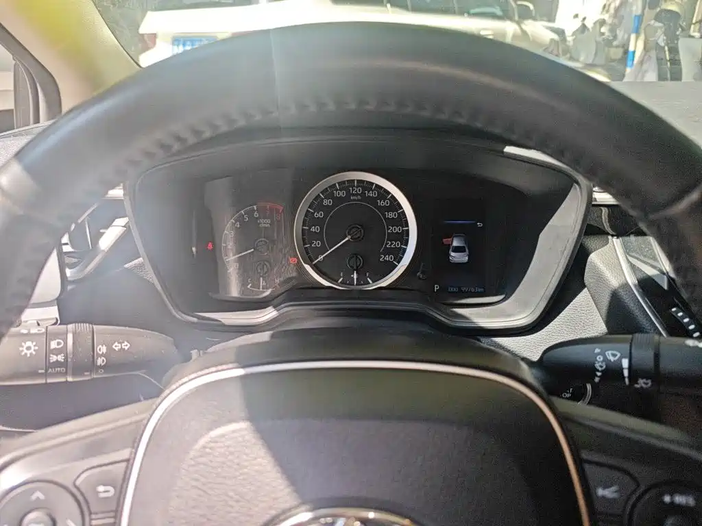 Toyota Corolla — миниатюра 4