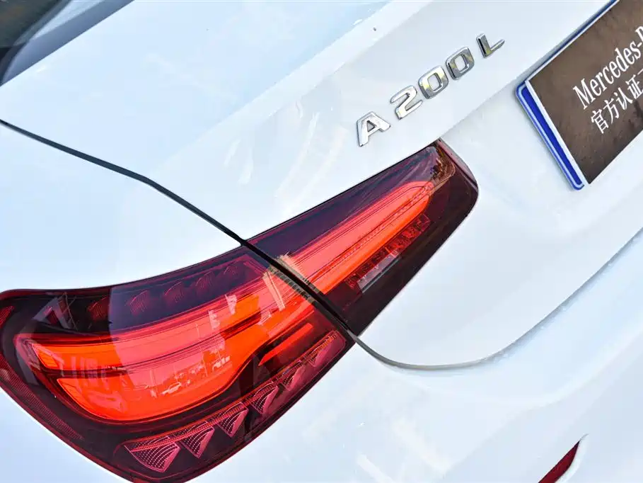 MERCEDES-BENZ A CLASS