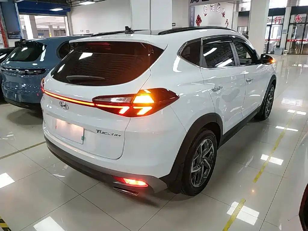 Hyundai Tucson — миниатюра 7