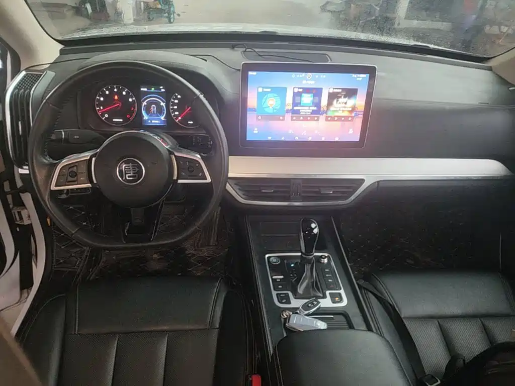 BYD Tang — миниатюра 10