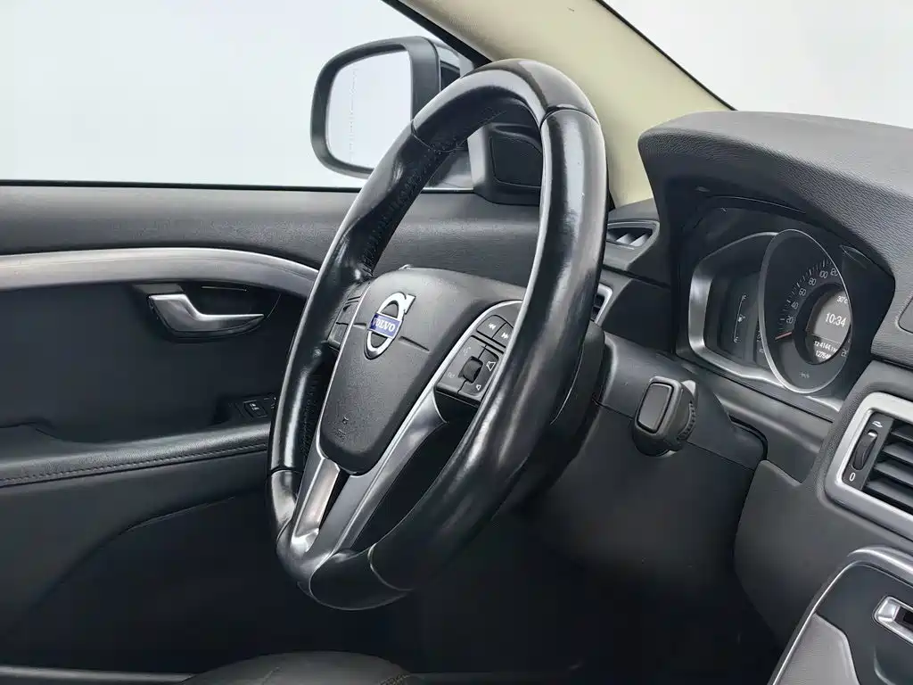 Volvo S80L — миниатюра 22