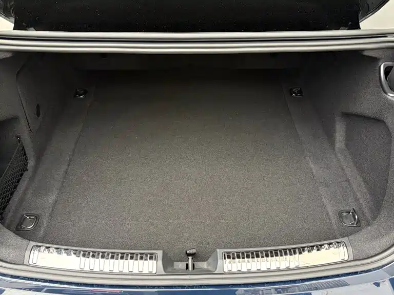 Audi A6L — миниатюра 21