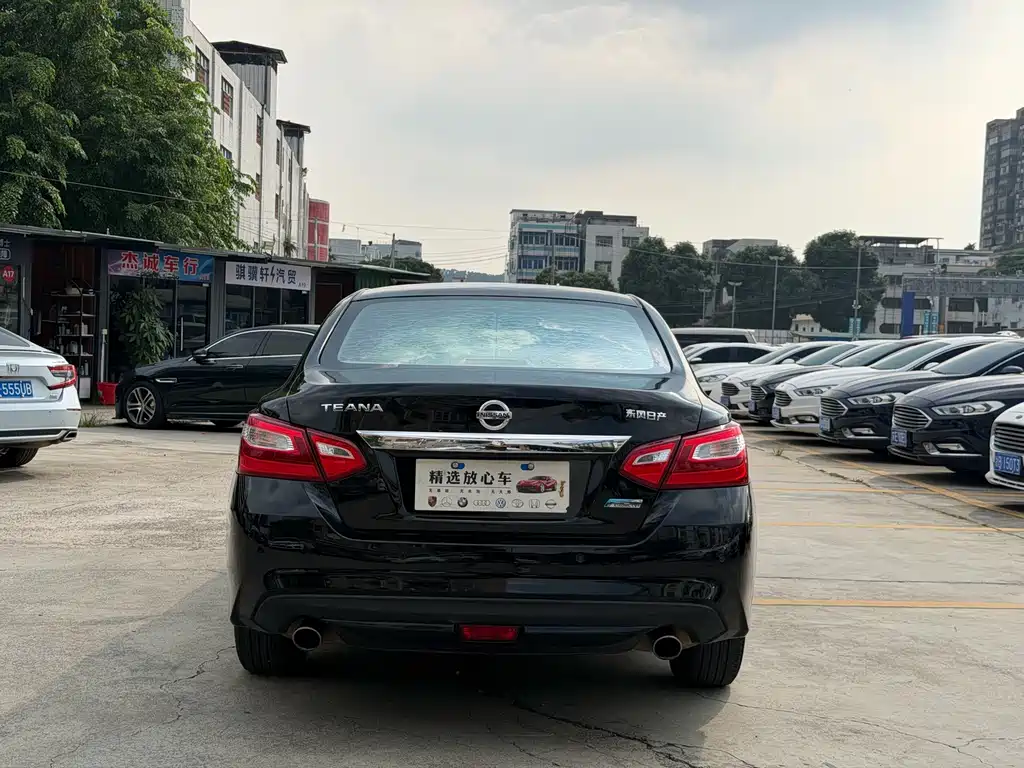 Nissan Teana — миниатюра 5