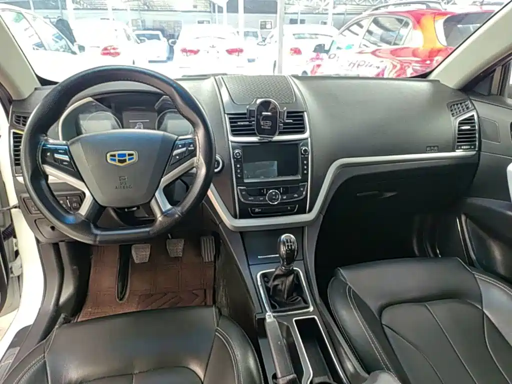 Geely Emgrand — миниатюра 10