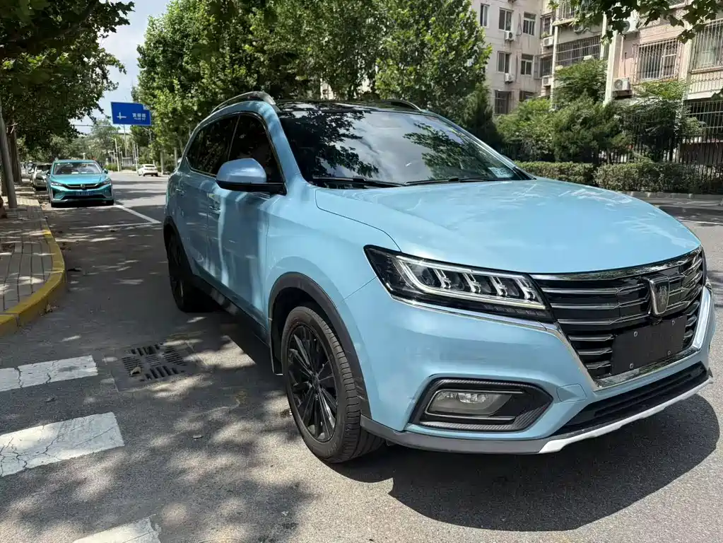 Roewe RX5 New Energy — миниатюра 3