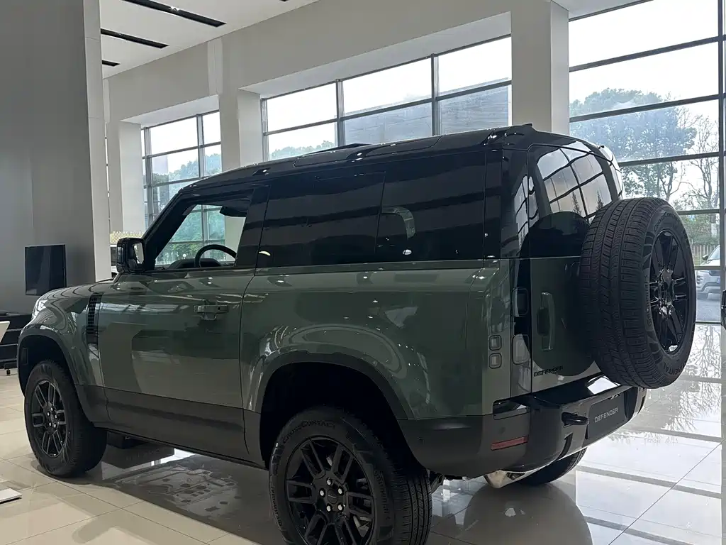 Land Rover Land Rover Defender 2026 90 2.0T S