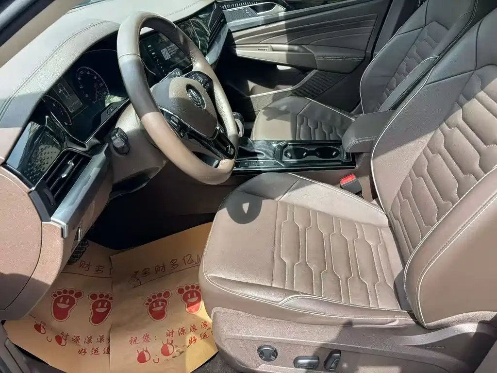 Volkswagen Passat 2019 330TSI Elite VI