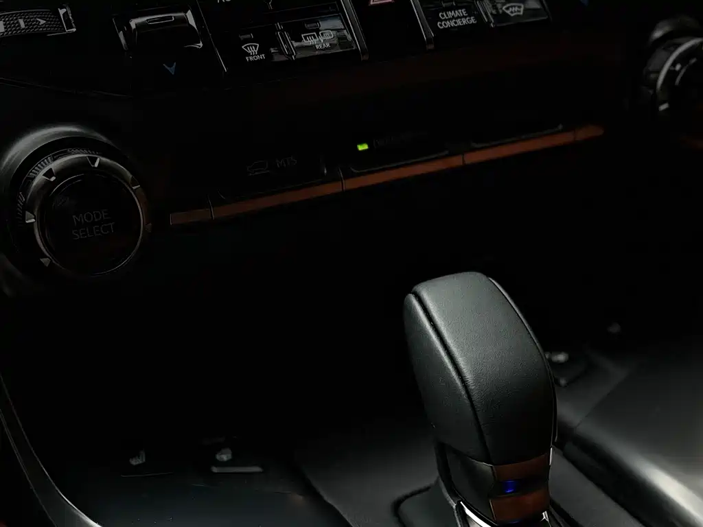 Lexus LX 2025 700h VIP