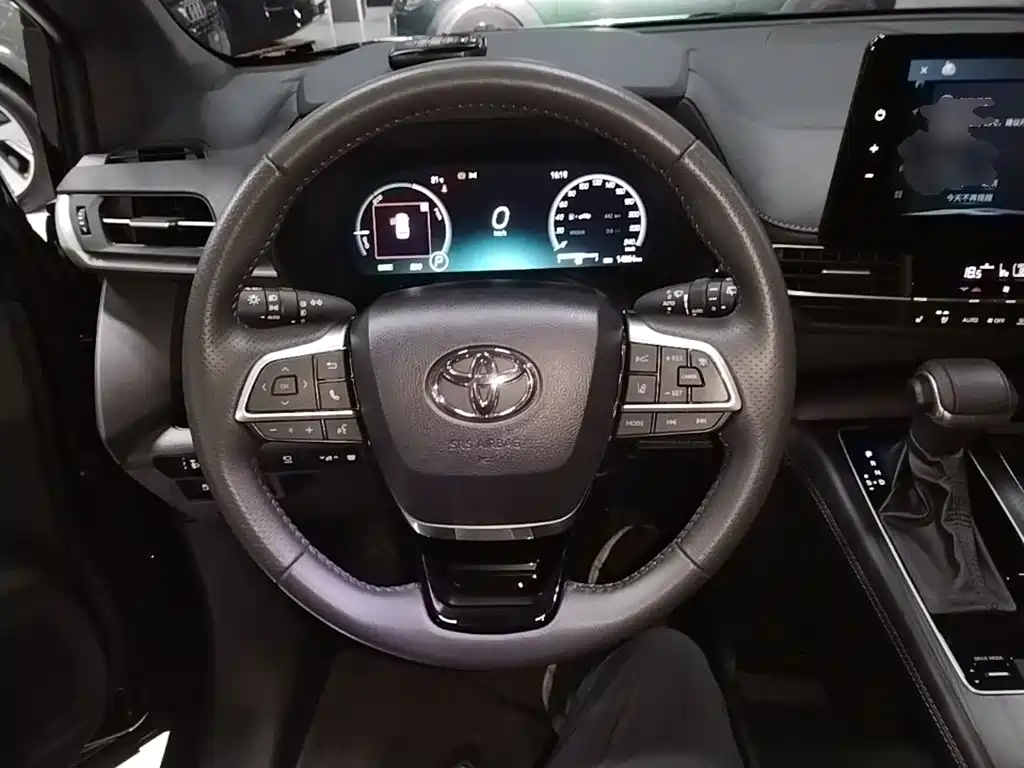 Toyota Sienna — миниатюра 11