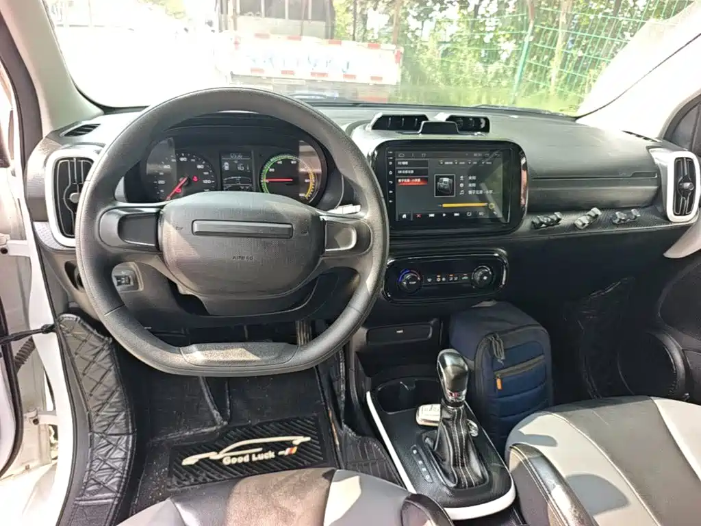 Roewe Clever — миниатюра 10