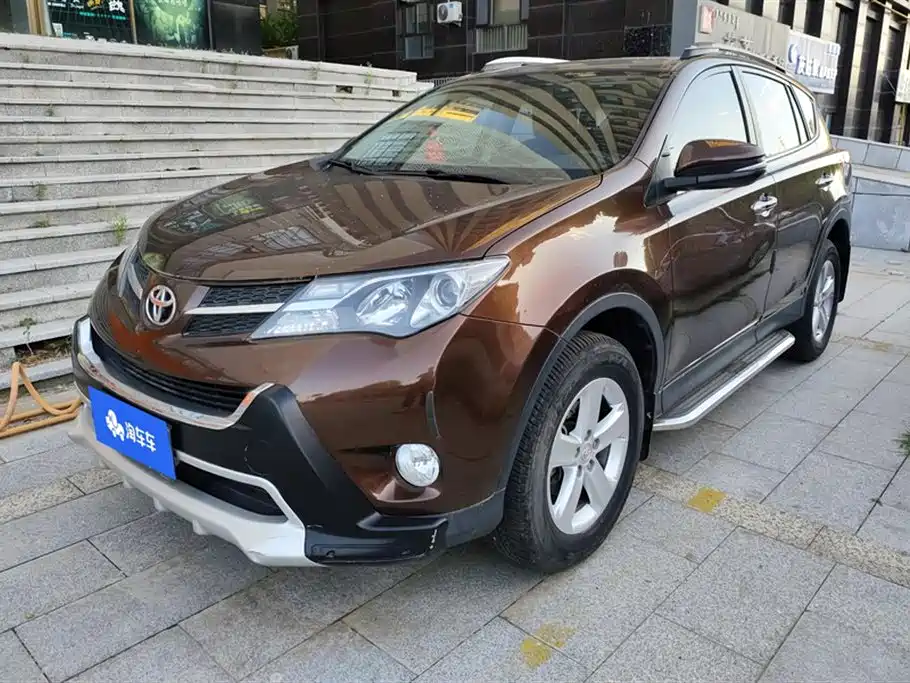 Toyota RAV4 2014