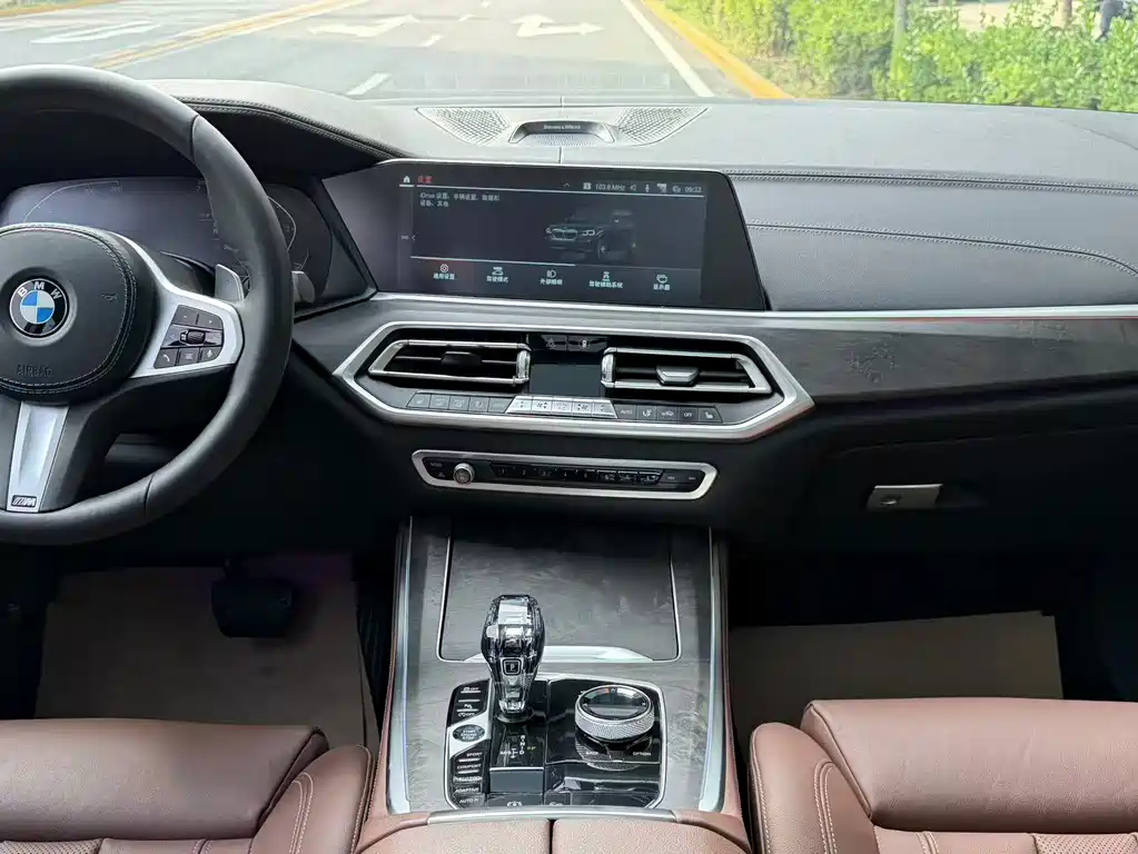 BMW X5 (Import) — миниатюра 11