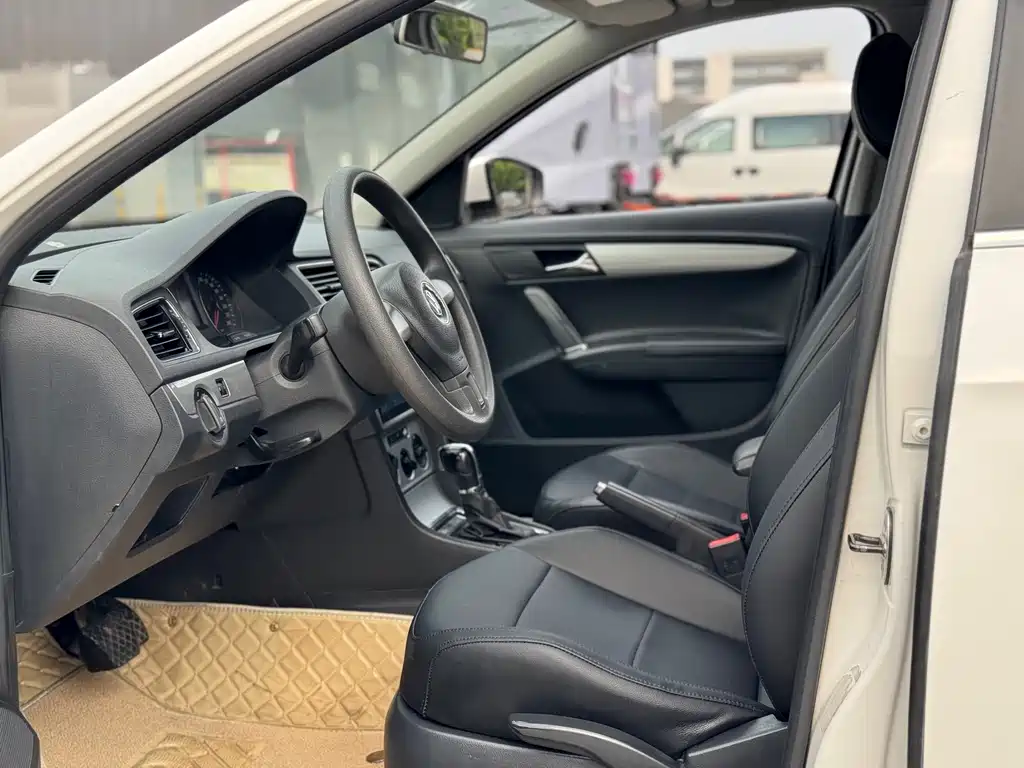 Volkswagen Gran Lavida 1.6L Auto Comfort Type, фото 4
