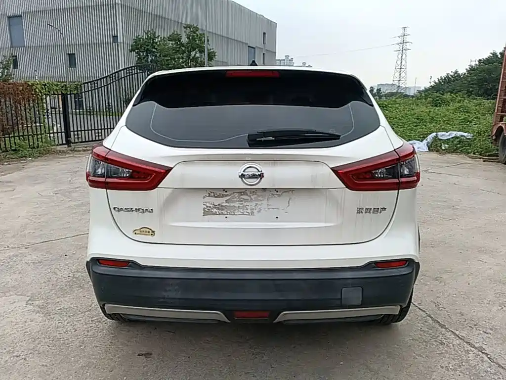 Nissan Qashqai — миниатюра 6