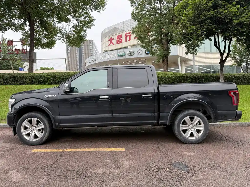 Ford F-150 Raptor — миниатюра 3