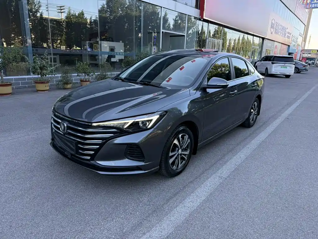Changan Eado — миниатюра 2