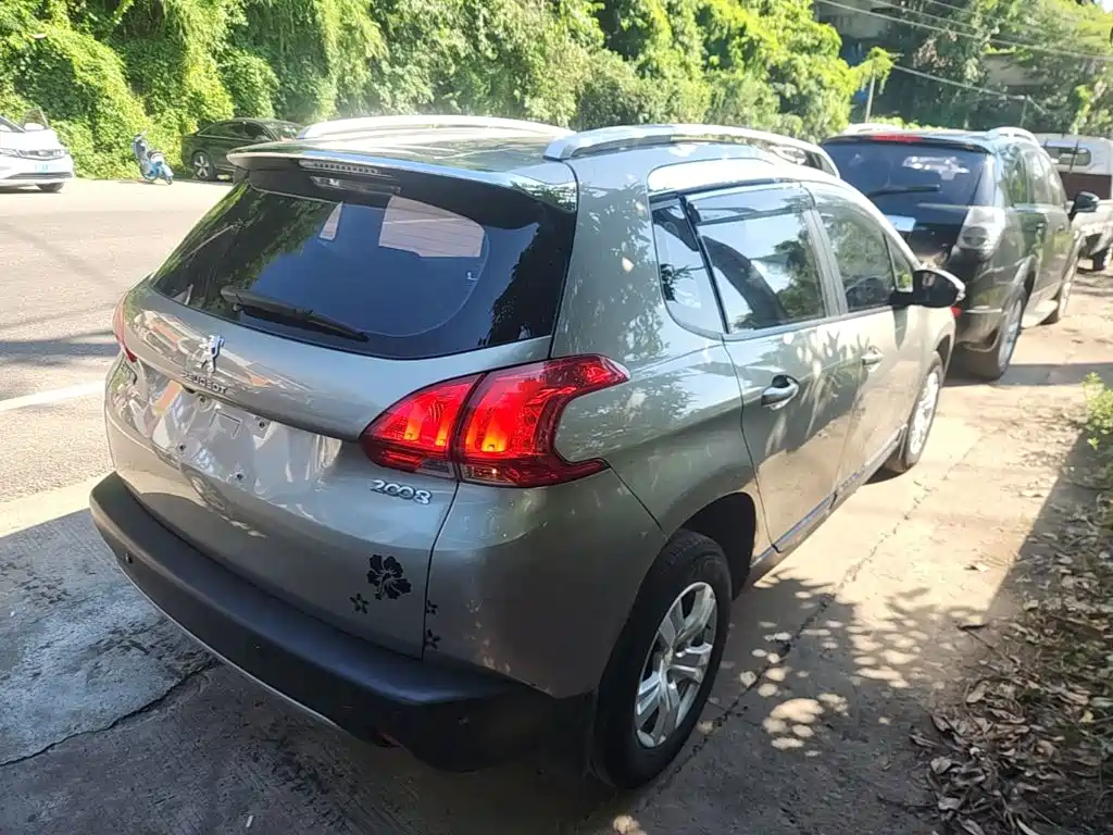 Peugeot 2008 — миниатюра 7