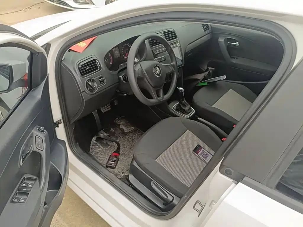 Volkswagen Polo — миниатюра 16