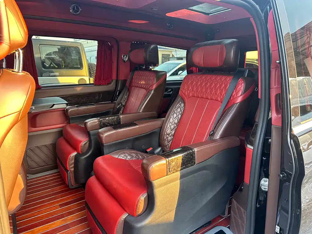 MERCEDES-BENZ V CLASS