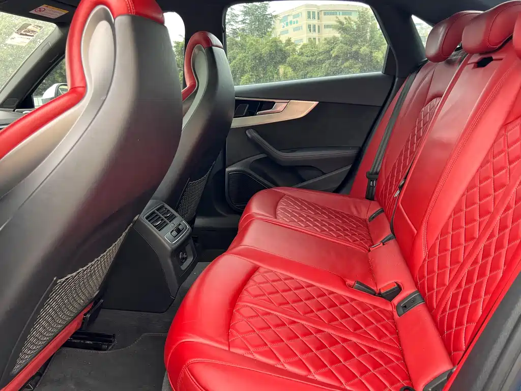Audi S4 — миниатюра 8