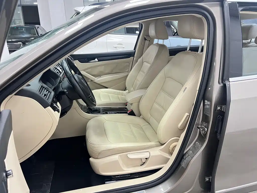 Volkswagen Passat — миниатюра 7
