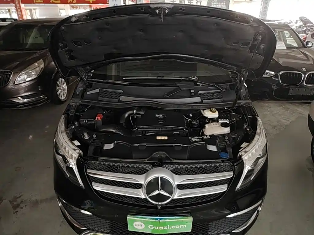 Mercedes-Benz V-Class — миниатюра 20