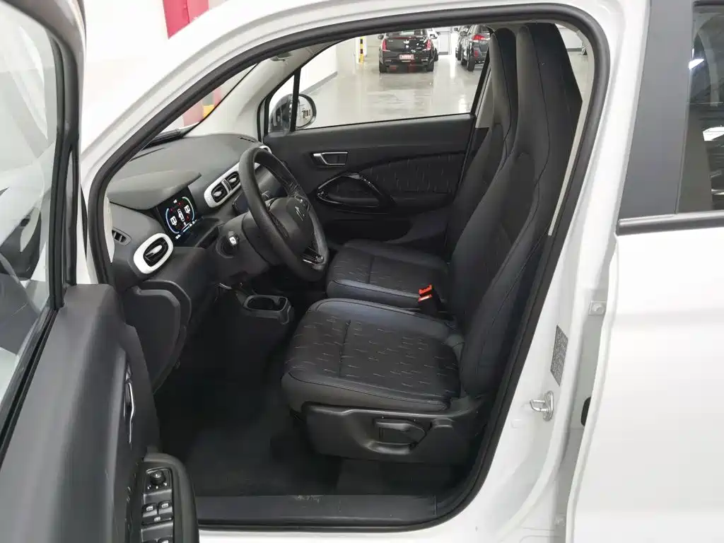 Leapmotor Leapmotor T03 — миниатюра 10