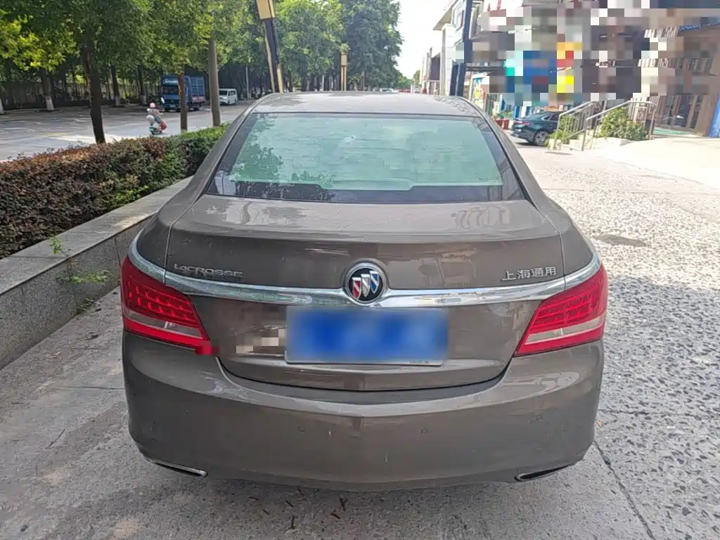 Buick LaCrosse — миниатюра 6