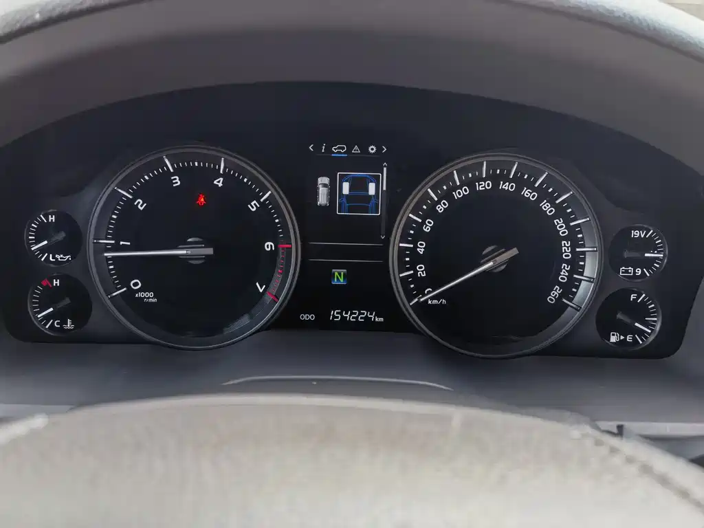 Toyota Land Cruiser 2018 5.7L VX-R