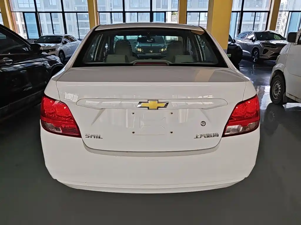 Chevrolet Sail — миниатюра 6