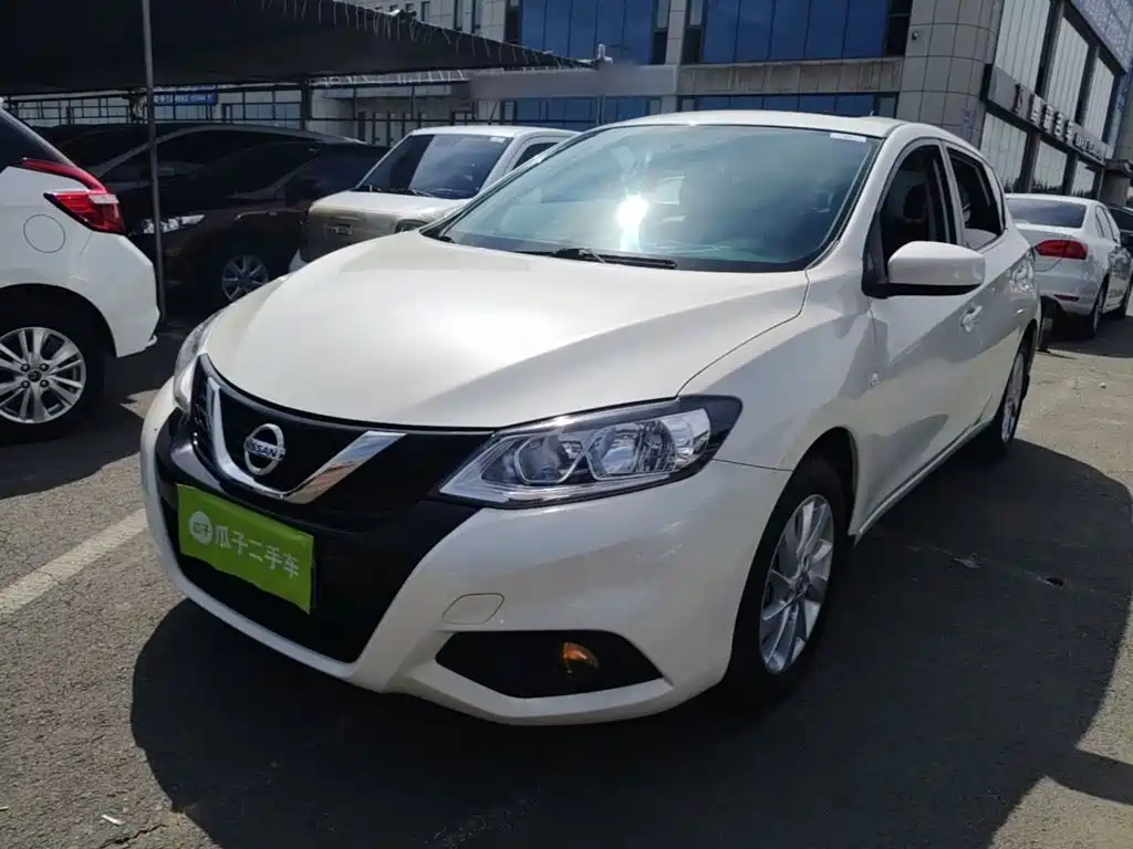 Nissan Tiida — миниатюра 2