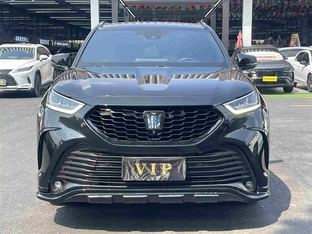 Toyota Crown Kluger — миниатюра 2
