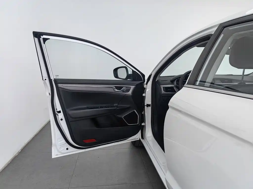 Geely Emgrand GL — миниатюра 8