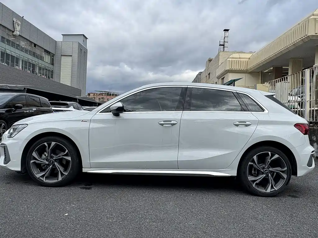Audi A3 — миниатюра 3