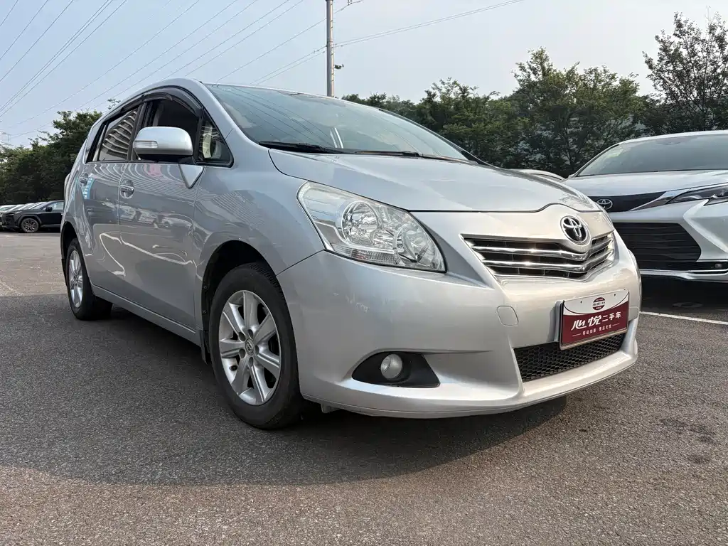 Toyota Verso 2012 180G CVT Comfort